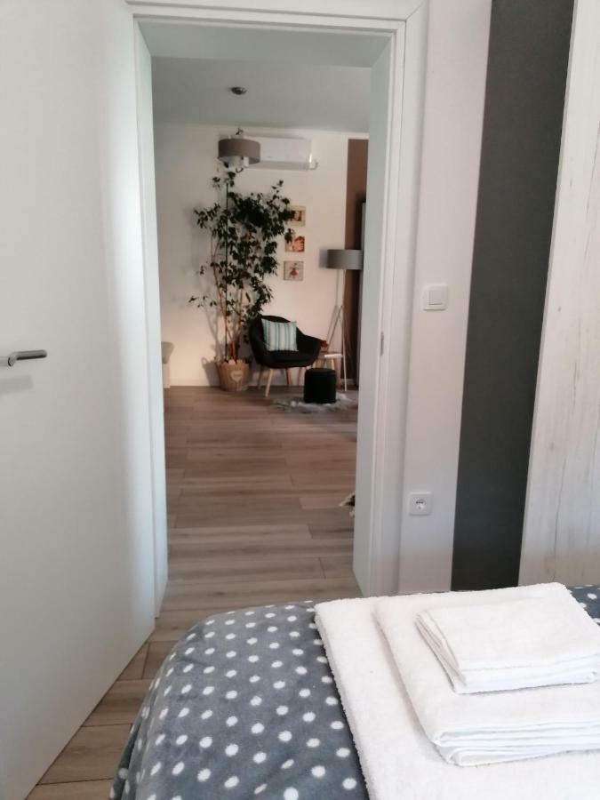 Apartman Luna 시베니크 외부 사진