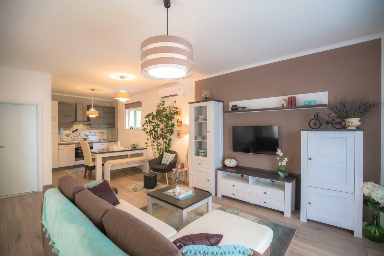 Apartman Luna 시베니크 외부 사진
